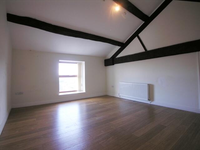 Flat 4, 57 - 59 Aughton Street