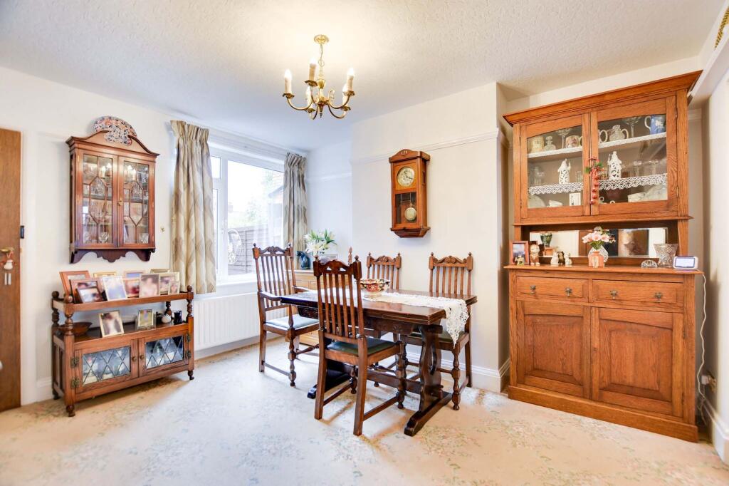 Open Plan Through Lounge Diner