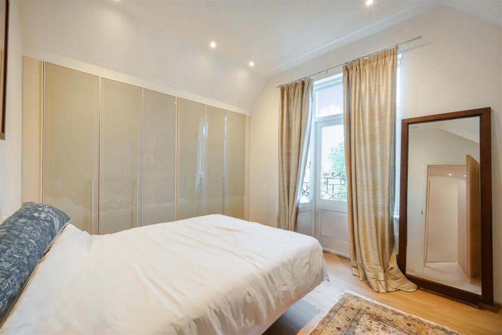 BEDROOM2 (1).jpg