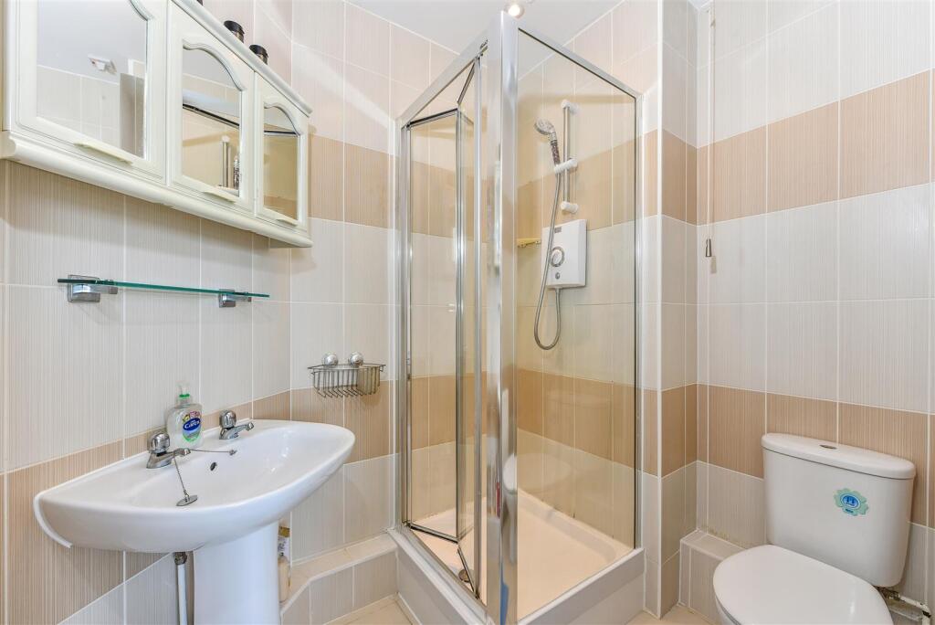 En Suite Shower Room