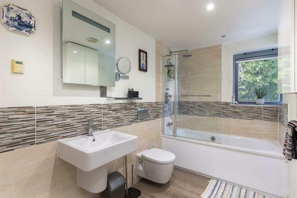 Ground Floor Bathroom