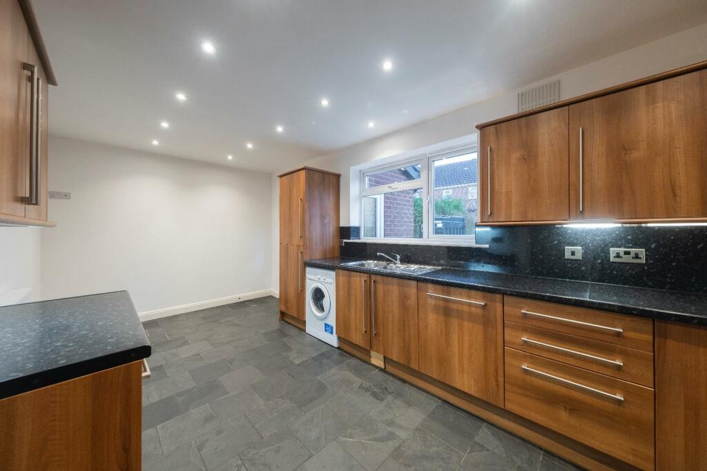 14 Winterford Lane-001.JPG