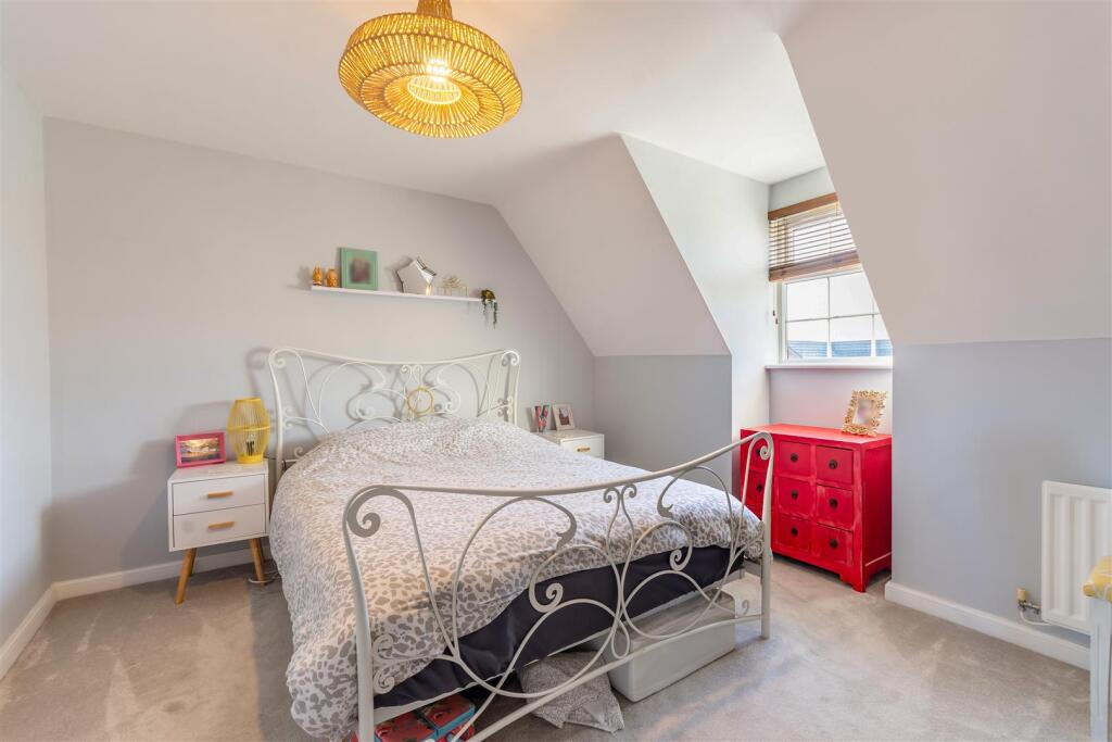 8632521-interior25.jpg
