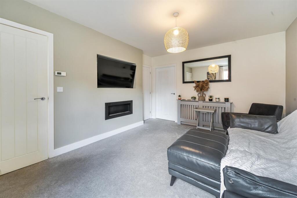 4 Sedgefield Drive, Towcester