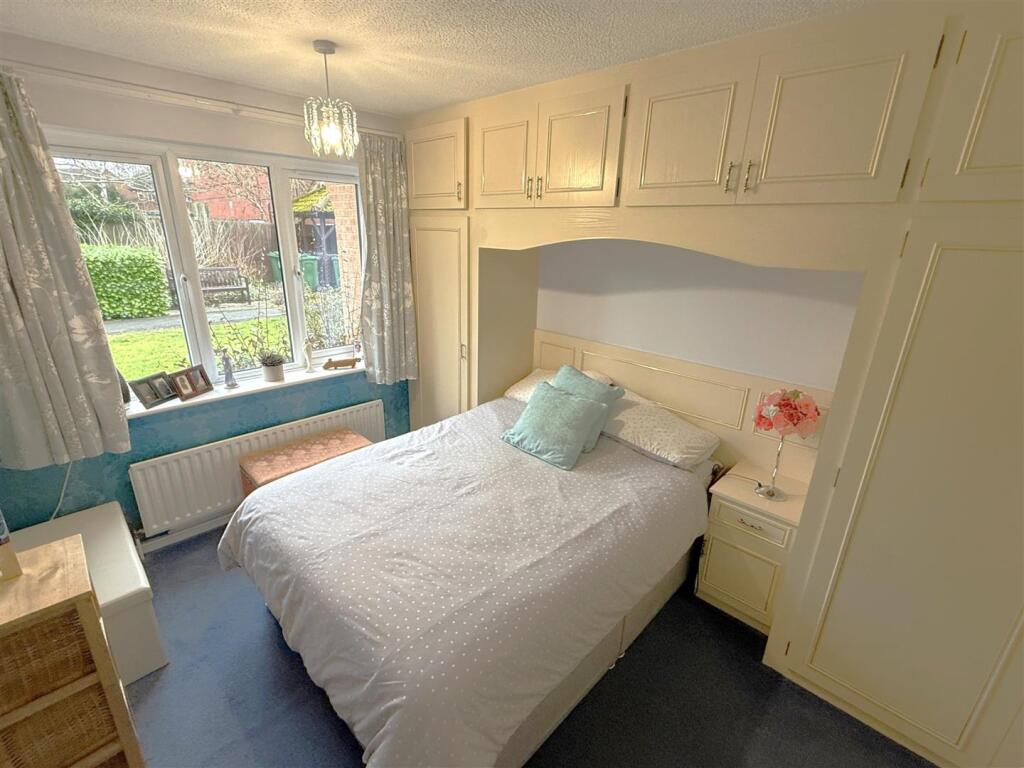 Bedroom 1A.JPG