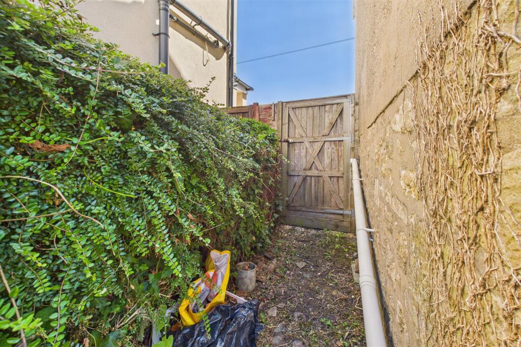 78 Highridge Road, Bishopsworth, Bristol BS13 8HP 