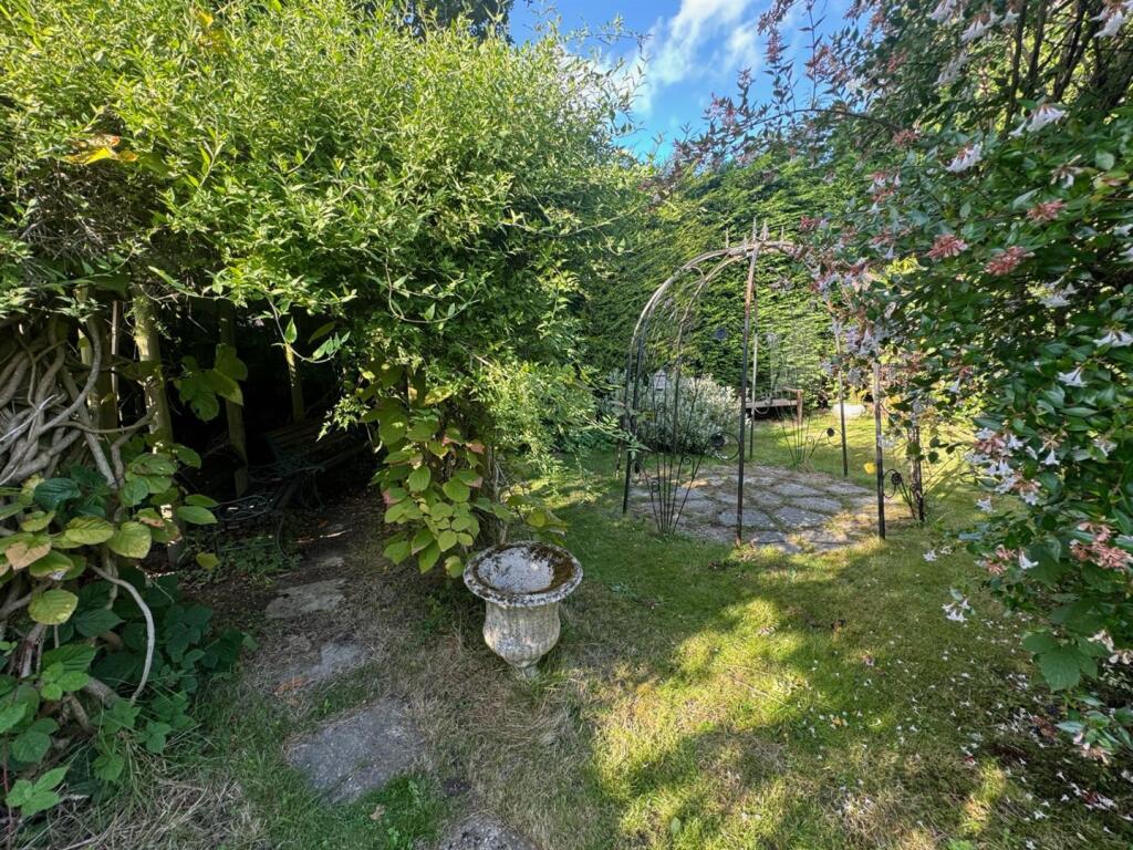 thumbnail_image0 (3).jpg