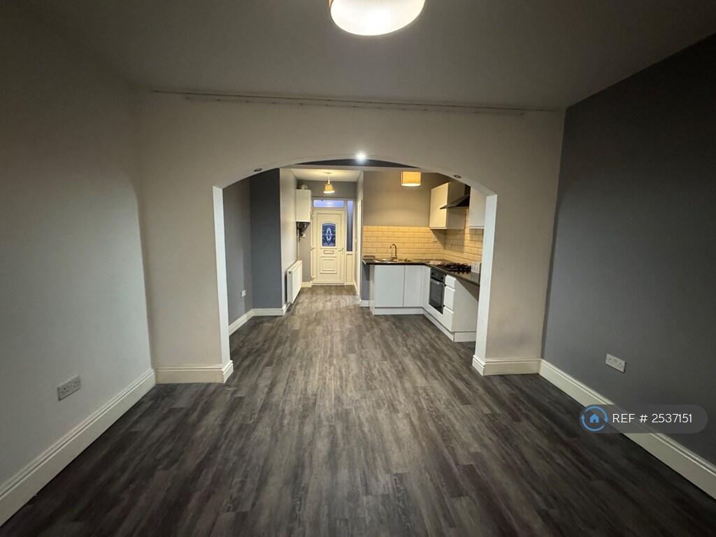 Lounge/Kitchen