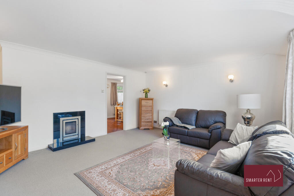 5 Birch Road, Finchampstead, Wokingham, RG40 3LB