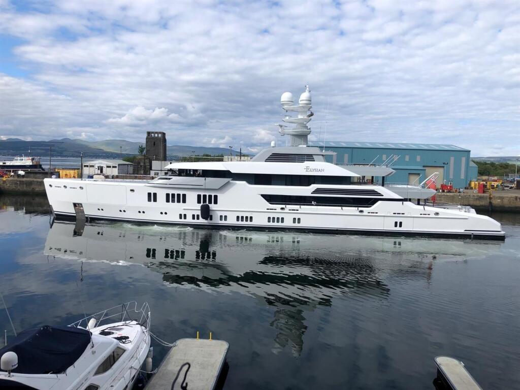 The rich visitors.jpg