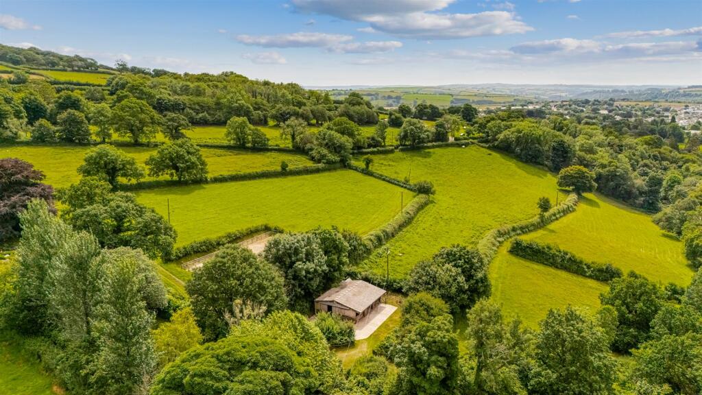 A18 - 2 Lutton Cottages South Brent - 250701.jpg