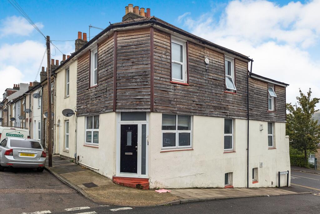 2 East Street, Chatham, Kent, ME4 5NJ