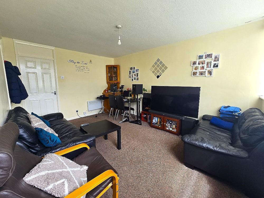 Crowmere Road, Walsgrave - Lounge