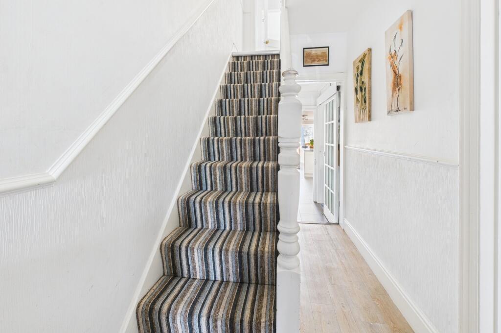 CAM02545G0-PR0343-STILL004