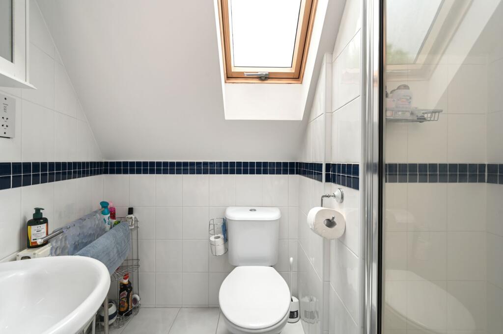 Bedroom Two En-suite