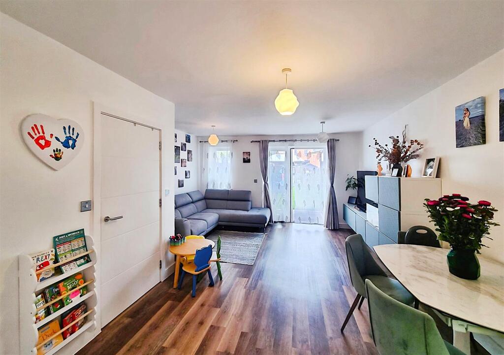 18dc7126-PHOTO-2025-09-18-18-03-37 20 283 29.jpg