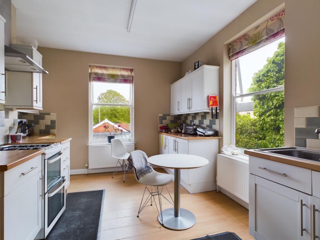 CAM03062G0-PR0028-STILL004