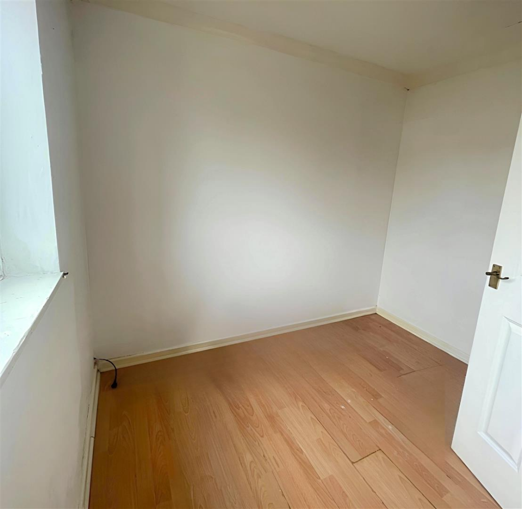 WhatsApp Image 2025-10-15 at 14.24.05 (1)-fotor-20