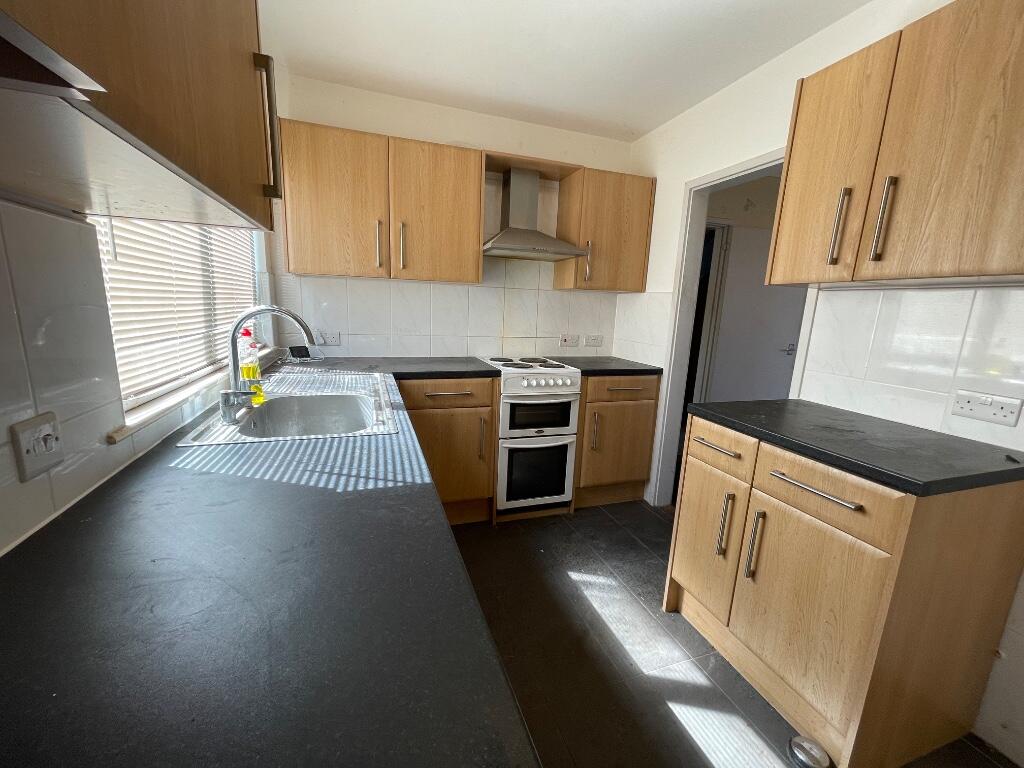 KITCHEN REV