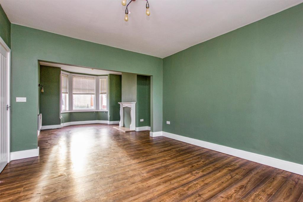 living room_2.jpg