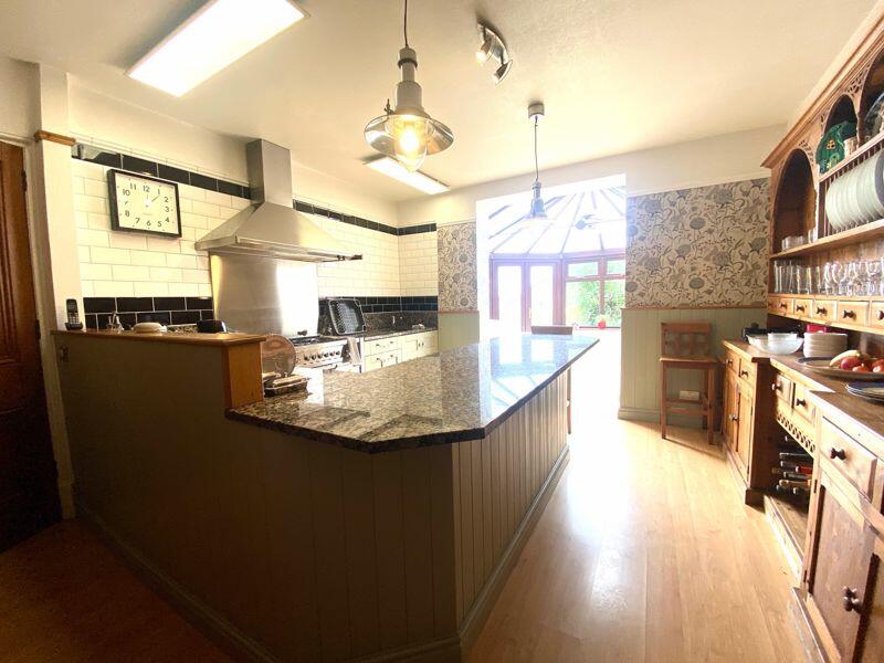 Modern Breakfast Kitchen