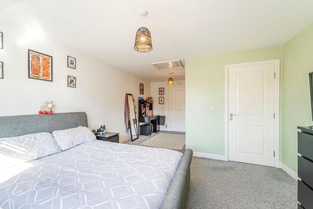 Main Bedroom