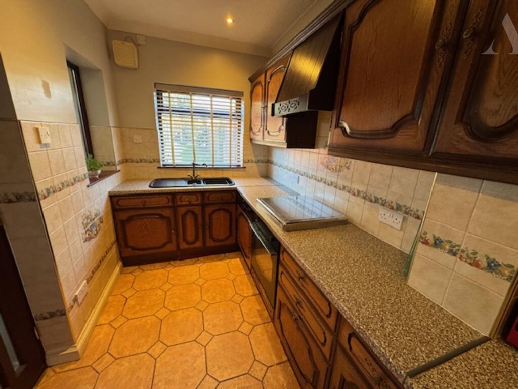 47 Foley Road Kitchen 2