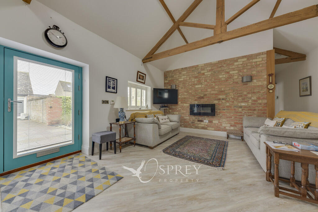 Kitchen/Living Ro...