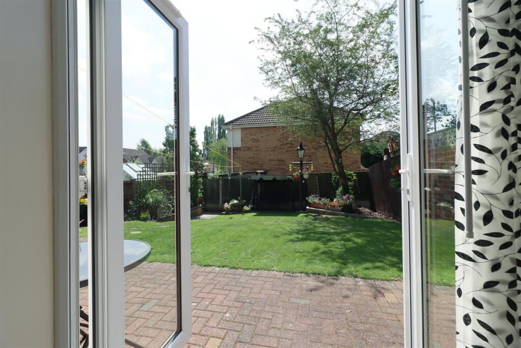 Dining Room to Garden