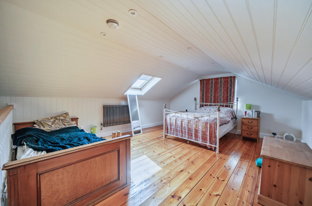 1296151-32-682f69...