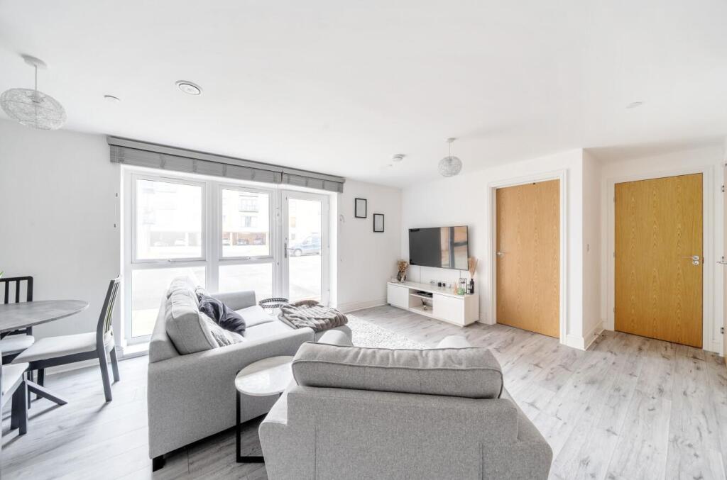 Kitchen Living Area