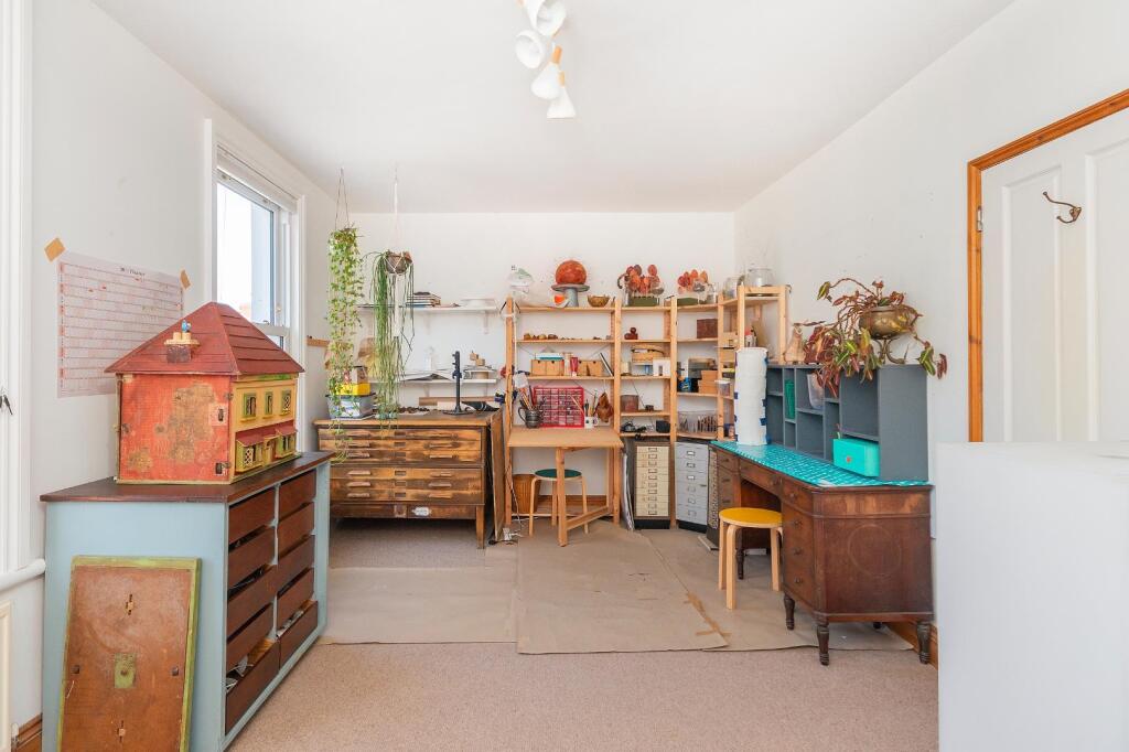 1A1SBR - Bedroom C.jpg