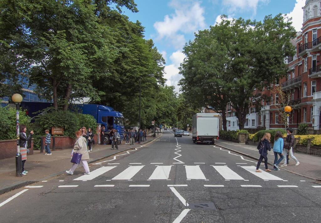 Form-AbbeyRoad-3.jpg