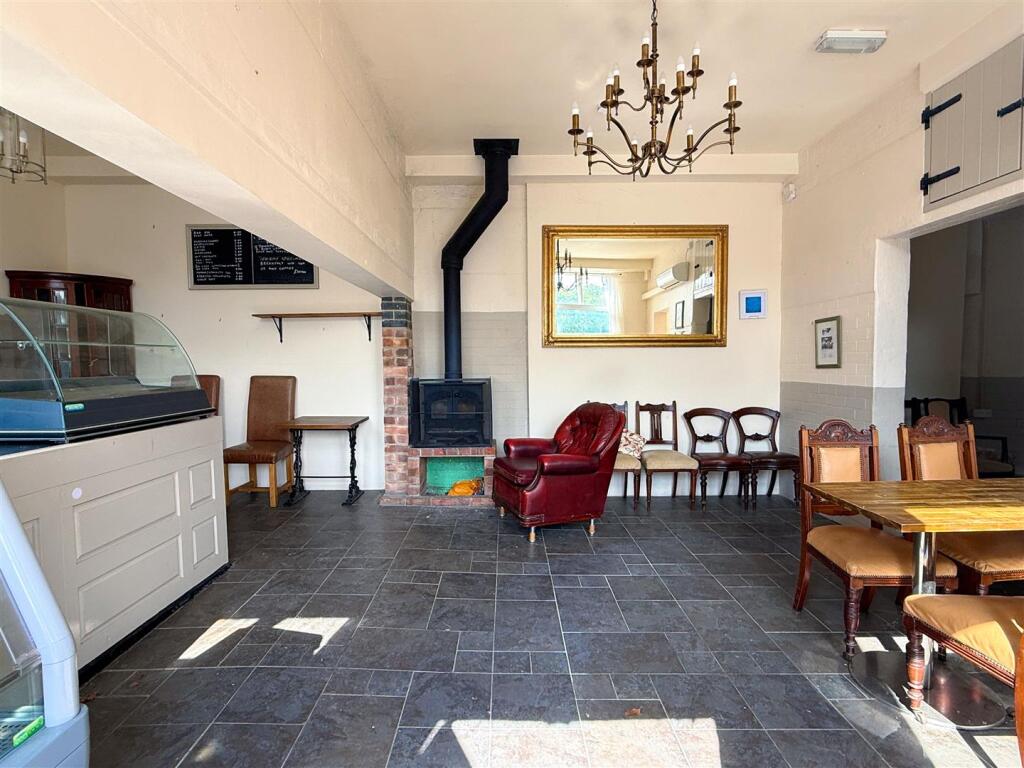 Bl (5).jpg
