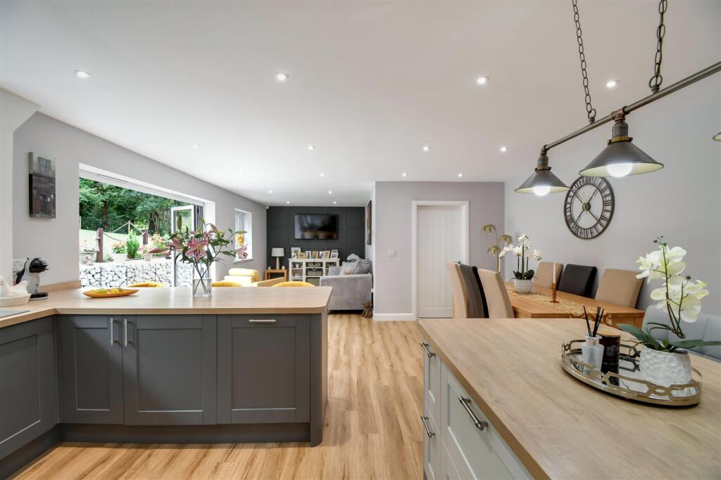 Kitchen family room