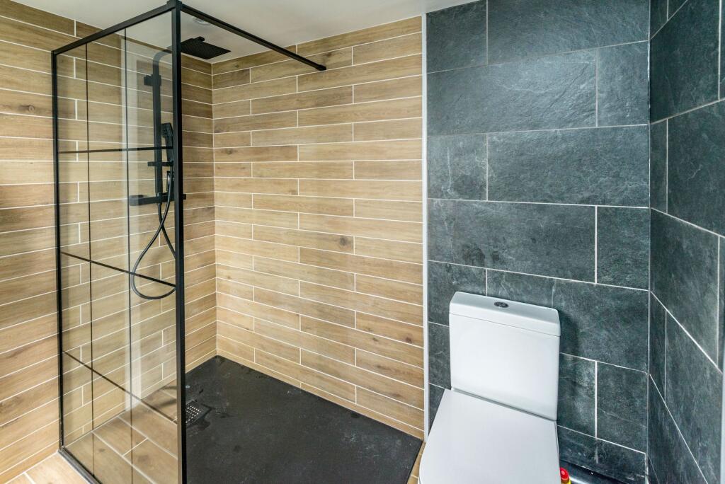 BEDROOMS AND BATHROOMS