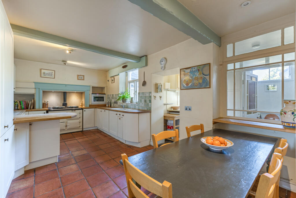 Kitchen/Breakfast Room