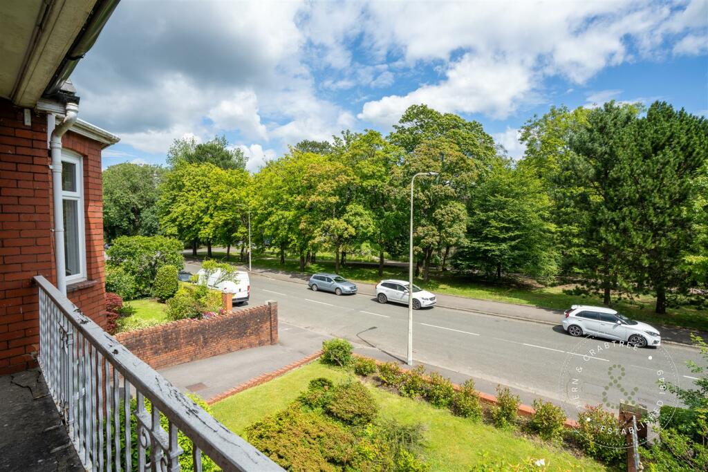 Lake Road West, Roath Park, Hern Crabtree (21).jpg