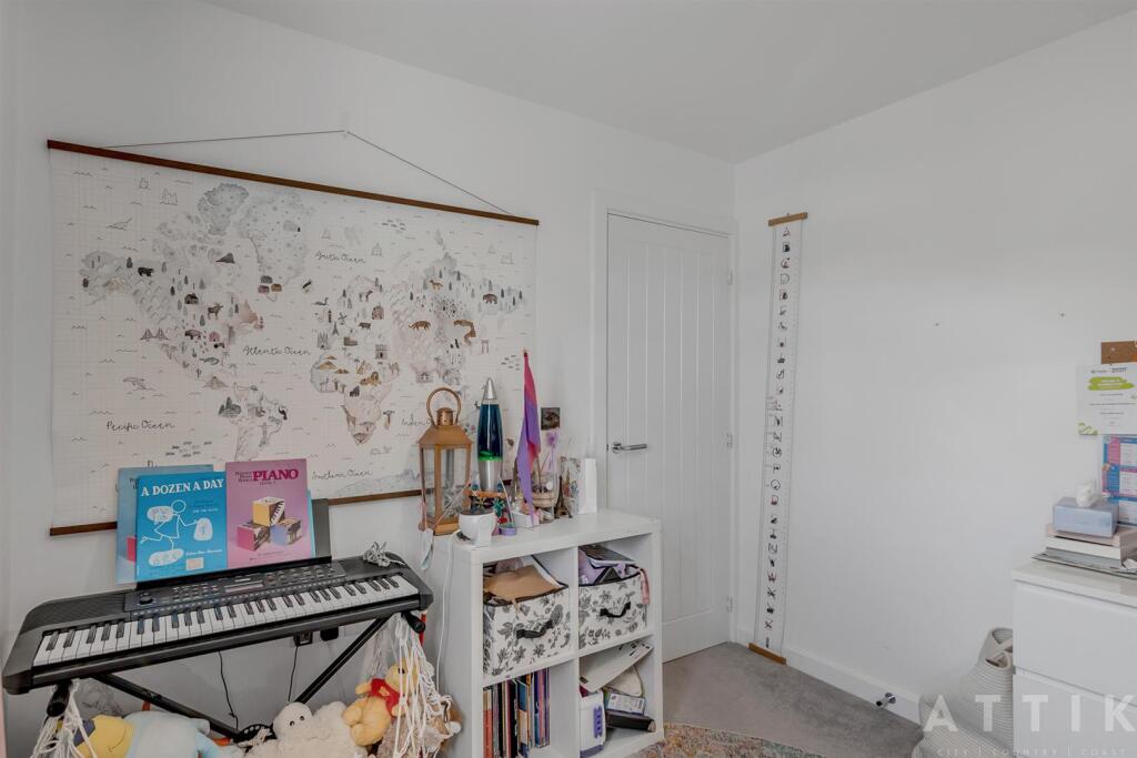 16 Wellington road, Attleborough, NR17 1GQ (9).jpg