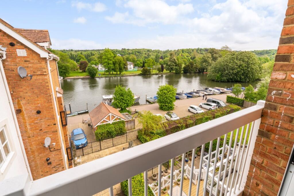 14 Boathouse Reac...