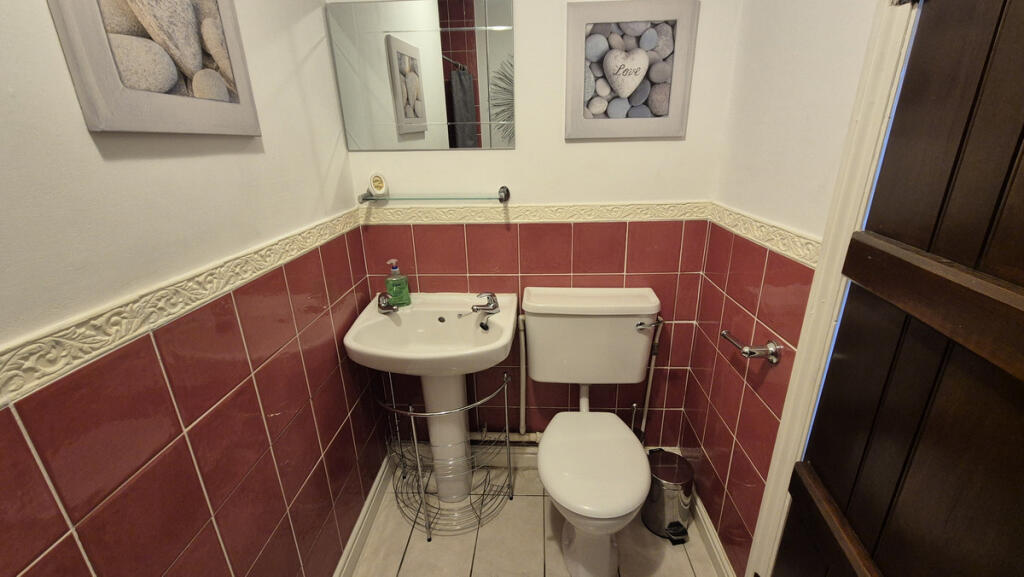 Annexe Shower Room