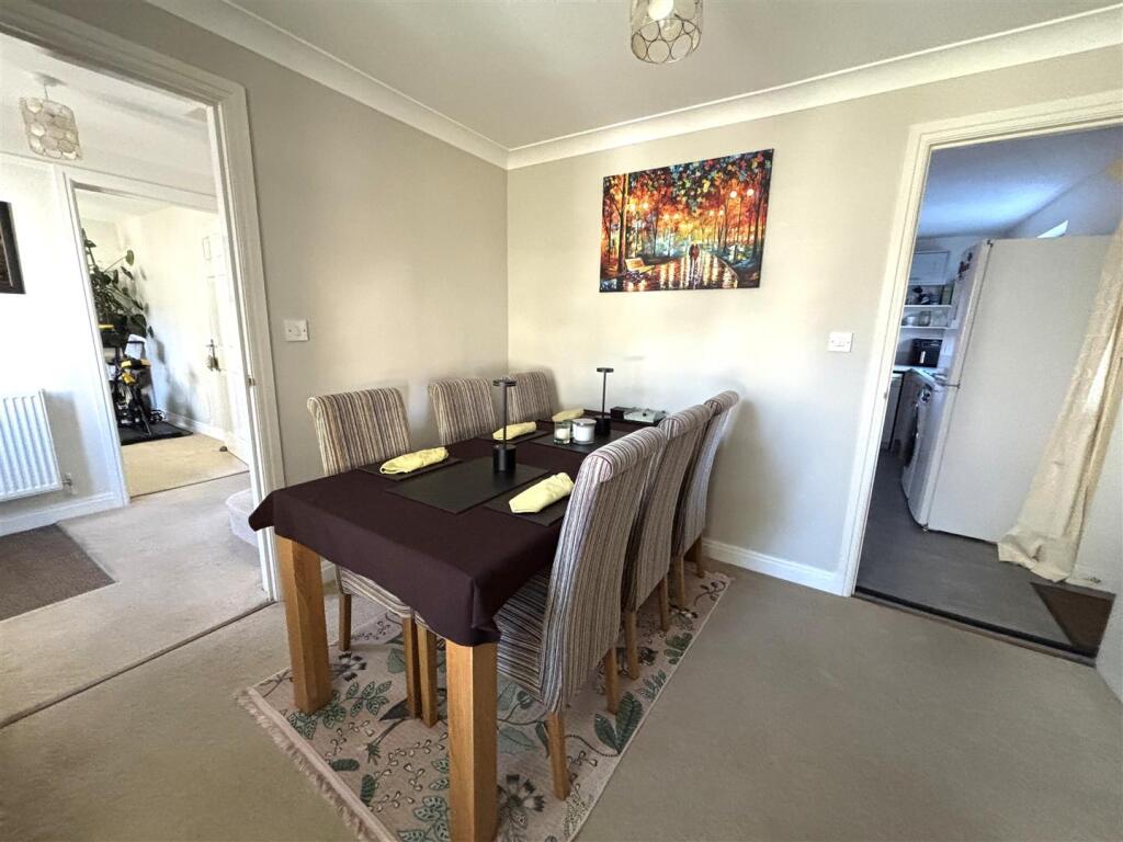 Dining Room..jpg