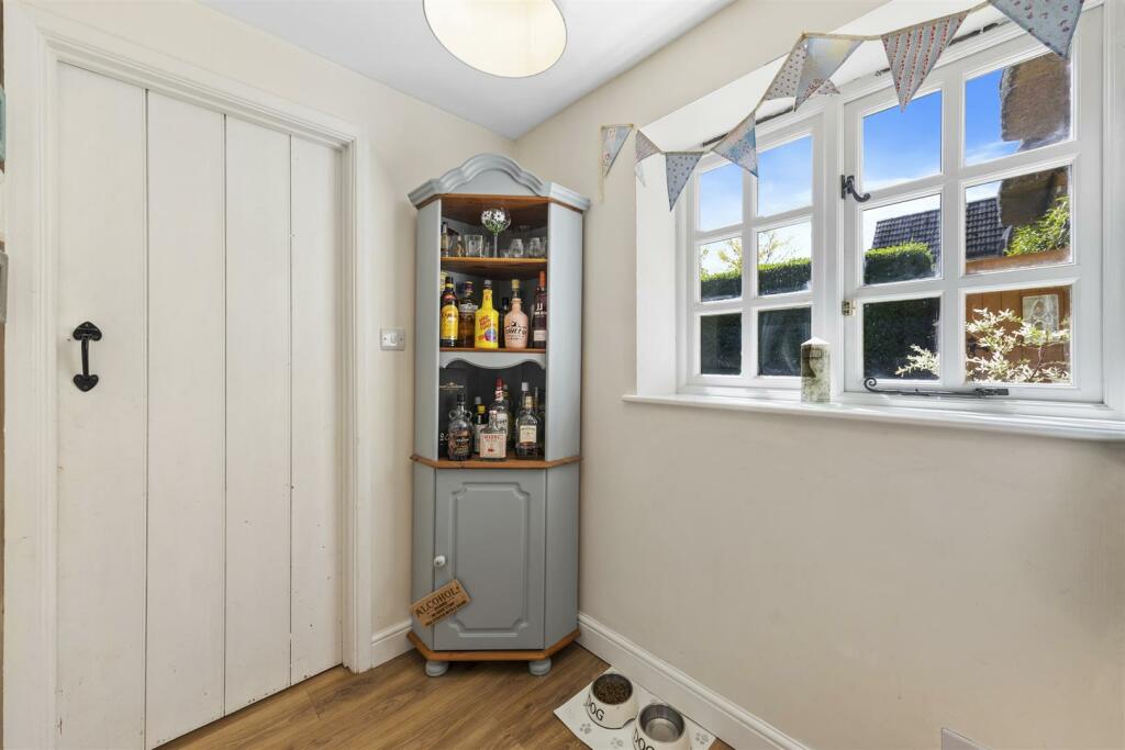 BumbleCottageWeb11.jpg