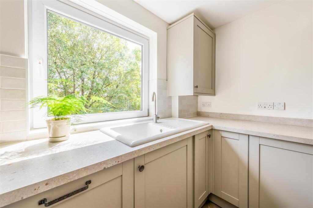 Flat 15, West View-5.jpg