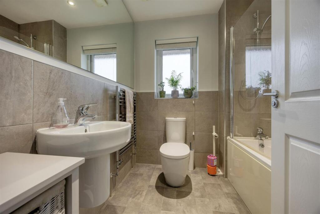 33_FAULDS_DRIVE_KIRKINTILLOCH_022.JPEG