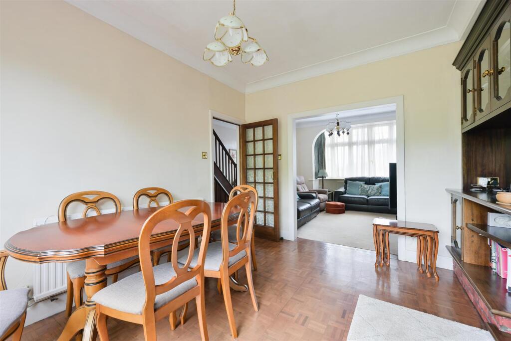 STONELEIGH AVENUE, 162- (8).jpg