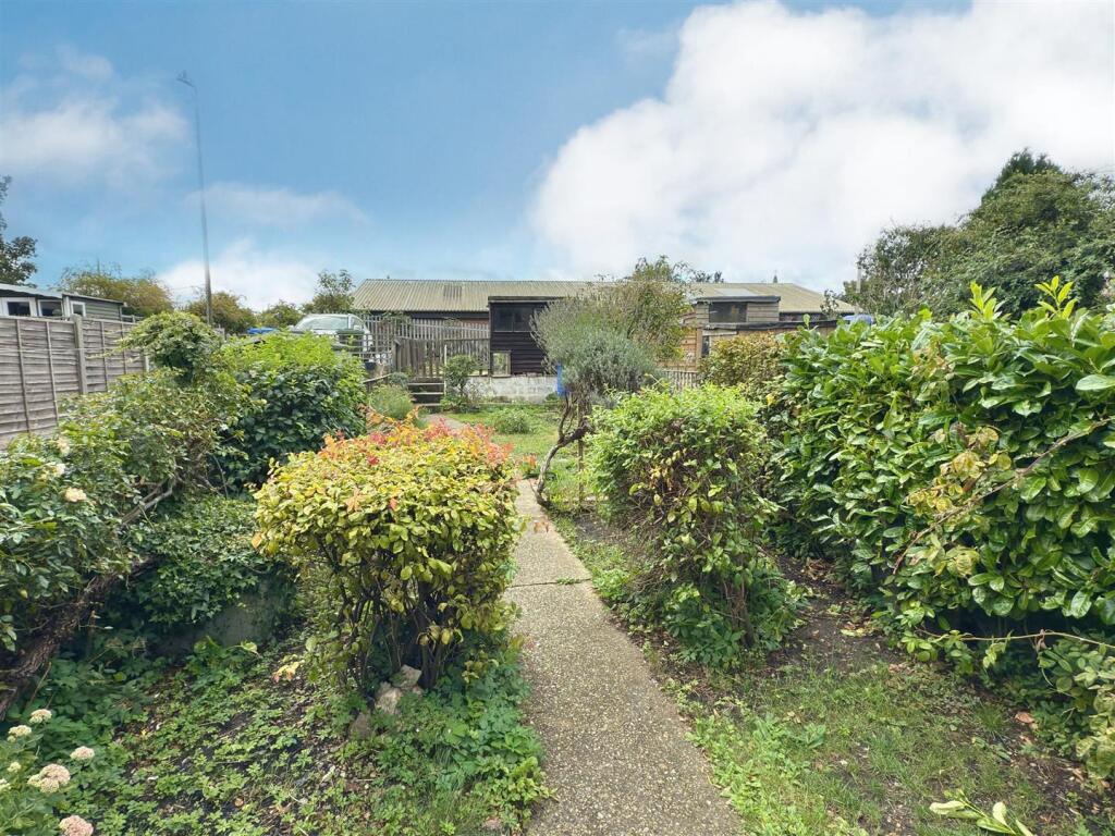 GARDEN.jpg