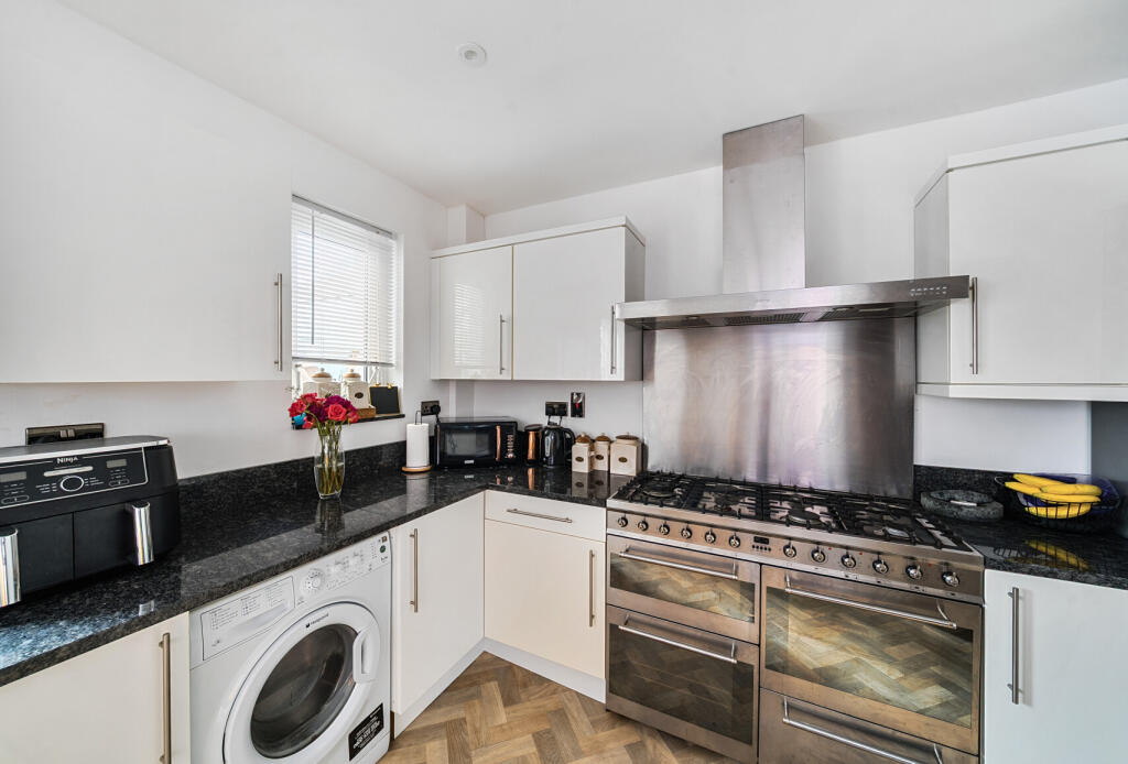 1372311-13-68f8bb...