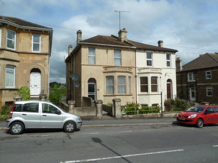 Lower Oldfield Park, Bath, Somerset, BA2