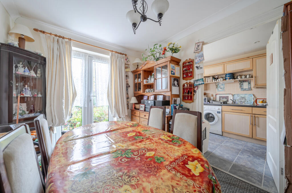 1377362-5-6914cec...